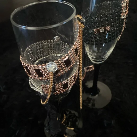 Black and Rose Gold Bling Wine Glass Set, His and Hers Elegant Wine Glasses - Picture 4 of 17